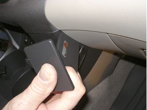 Brodit ProClip montážna konzola pre Toyota RAV4 6-12, na stred vpravo