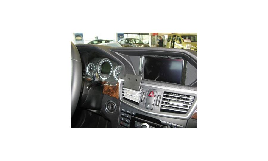 Brodit ProClip Mercedes Benz E-Class (200-430) Sedan 09-13, Stationwagon 10-13, na stred