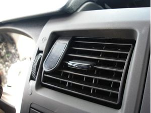 Brodit ProClip montážna konzola pre Ford Transit 07-13, na stred vľavo