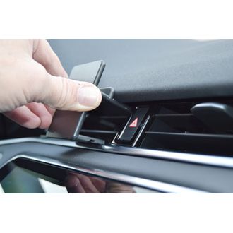 Brodit ProClip pre Land Rover Range Rover Evoque 19-24, pre stred