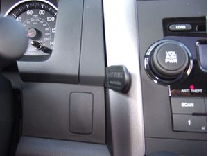 Brodit ProClip montážna konzola pre Honda CR-V 07-11, na stred