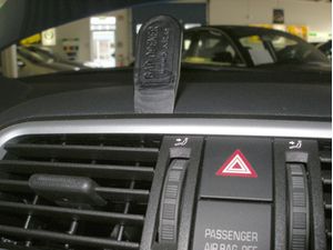 Brodit ProClip pre Škoda Fabia 08-14/Praktik/Roomster/Roomster Scout 07-15, na stred