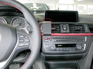 Brodit ProClip pre BMW 3 F30, F31 12-19/BMW 3GT, F34 14-19/BMW 4 14-20, na stred