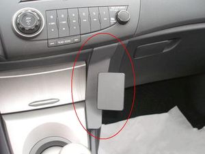 Brodit ProClip montážna konzola pre Honda Civic 06-11, na stred vpravo
