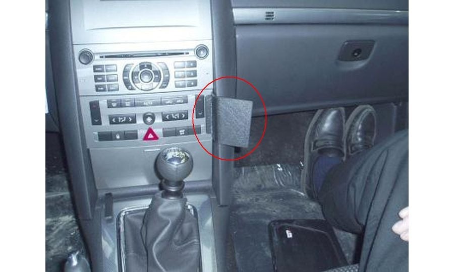 Brodit ProClip montážna konzola pre Peugeot 407 04-10, na stred vpravo