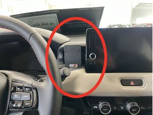 Brodit Montážny držiak ProClip pre Hondu HR-V 22-24, vľavo v strede