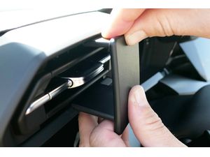 Brodit Montážny držiak ProClip pre Audi A3/S3 21-24, ľavá mriežka