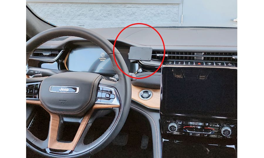 Brodit Montážny držiak ProClip pre Jeep Grand Cherokee 22-24, vľavo v strede