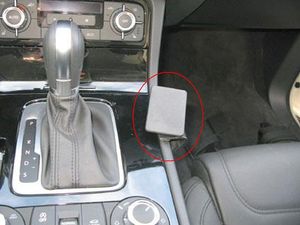 Brodit ProClip montážna konzola pre Volkswagen Touareg 11-18, na stred vpravo dole