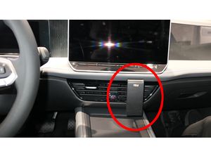 Brodit ProClip montážny držiak pre Volkswagen Passat 24-25, na stred