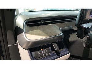 Brodit ProClip pre Volkswagen ID. Buzz 23-24, (nie Cargo), vľavo pod mriežkou ventilácie