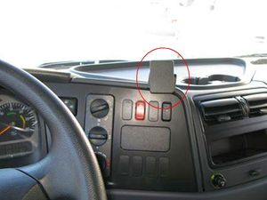 Brodit ProClip montážny držiak pre Mercedes Benz Atego 08-24, pre stred