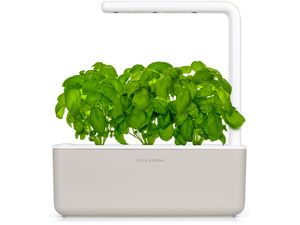 Click and Grow Smart Garden 3 smart plantážnik + 3ks kapsúl so semienkami bazalky, béžová
