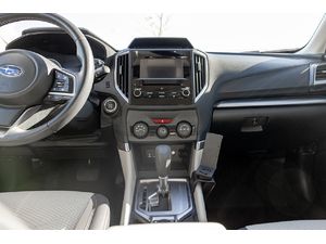 Brodit ProClip pre Subaru Impreza 17-23/Forester 18-24/Subaru Crosstrek 19-23, stred vpravo dole