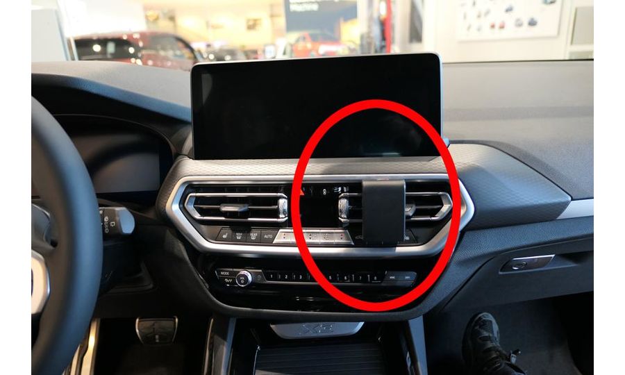 Brodit ProClip montážny držiak pre BMW X3/BMW X4 22-24, na stred