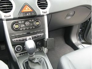 Brodit ProClip montážna konzola pre Renault Koleos 09-14, stred. tunel