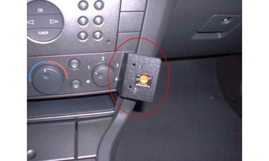 Brodit ProClip montážna konzola pre Opel Signum 02-08/Vectra C 02-10, na stred vpravo