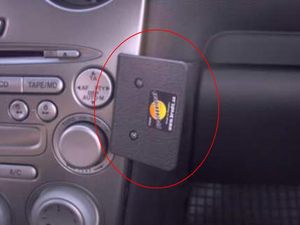 Brodit ProClip montážna konzola pre Mazda 6 02-07, na stred vpravo
