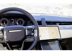 Brodit Montážny držiak ProClip pre Land Rover Range Rover Evoque 24-25, na stred