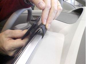 Brodit ProClip montážna konzola pre Nissan Leaf 11-17, na stred