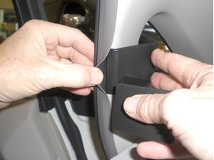 Brodit ProClip montážna konzola pre Nissan Leaf 11-17, vľavo na stĺpik