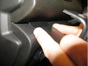 Brodit ProClip montážny držiak pre Renault Megane 16-22, vľavo pod mriežkou chladiča