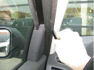 Brodit ProClip montážny držiak pre Renault Megane 09-16/Fluence 10-15, vľavo na stĺpik
