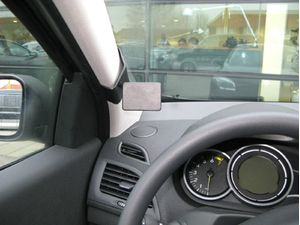 Brodit ProClip montážny držiak pre Renault Megane 09-16/Fluence 10-15, vľavo na stĺpik