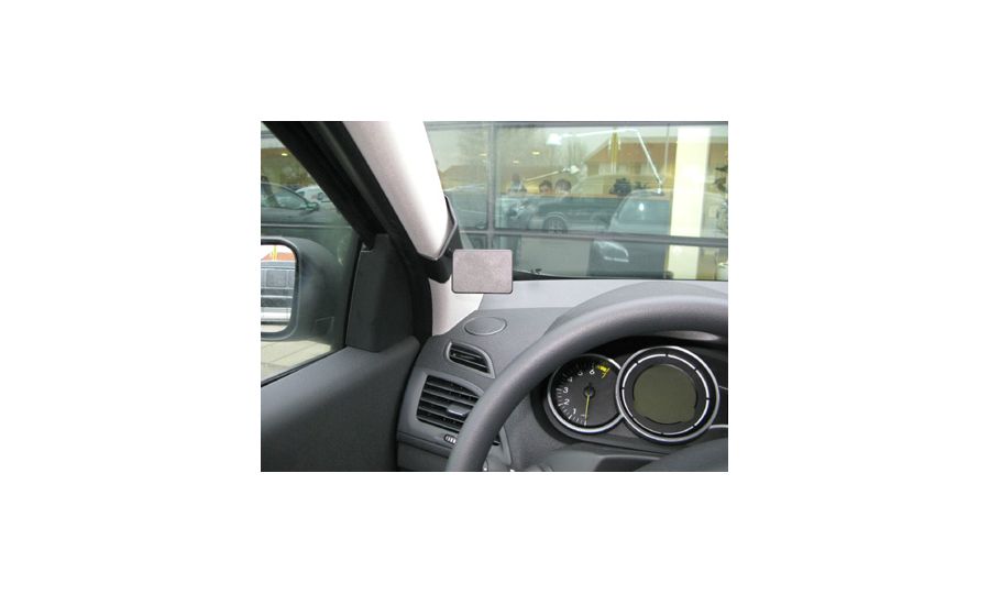 Brodit ProClip montážny držiak pre Renault Megane 09-16/Fluence 10-15, vľavo na stĺpik