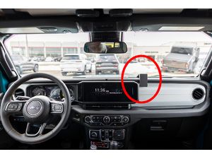 Brodit ProClip montážna konzola pre Jeep Gladiator/Wrangler 24-25, na stred