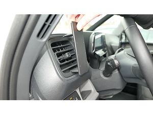 Brodit Montážny držiak ProClip pre Volkswagen ID. Buzz Cargo 23-24, vľavo na mriežke ventilácie