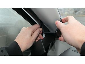 Brodit Montážny držiak ProClip pre Ford Transit Custom 24-25, vľavo na stĺpik