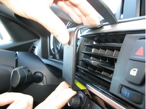 Brodit ProClip montážna konzola pre BMW 1-series F20, F21/BMW 2-series F22, F23 18-20, na stred