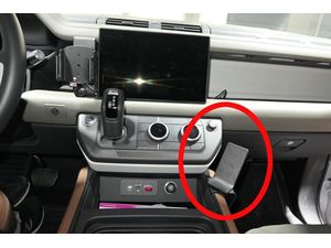 Brodit ProClip pre Land Rover Defender 20-24, od stredu doprava nadol