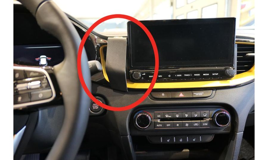 Brodit ProClip Kia Ceed/ProCeed 19-24/XCeed 20-24 (len pre 8,2" alebo 10,2" displej), vľavo v strede