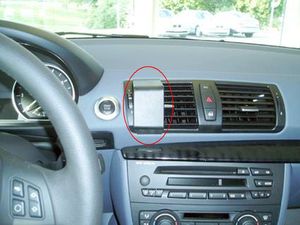 Brodit ProClip montážna konzola pre BMW 1-series E81/E82/E87/E88 05-11, na stred