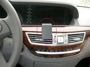 Brodit ProClip montážna konzola pre Mercedes Benz S-Class 06-13, na stred vľavo