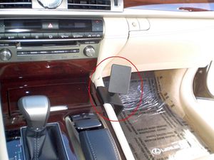 Brodit ProClip montážna konzola pre Lexus LS Series 13-17, na stred