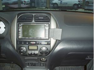 Brodit ProClip montážny držiak pre Toyotu RAV4 04-05, na stred