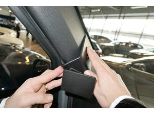 Brodit Montážny držiak ProClip pre Mercedes Benz Sprinter 19-24, vľavo na stĺpik