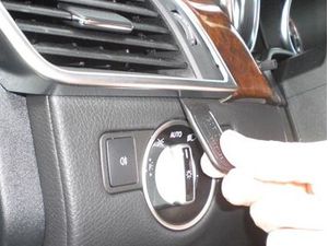 Brodit ProClip pre Mercedes Benz GL-Class 13-19/GLE-Class 16-19/M-Class/ML 12-15, vľavo na mriežku