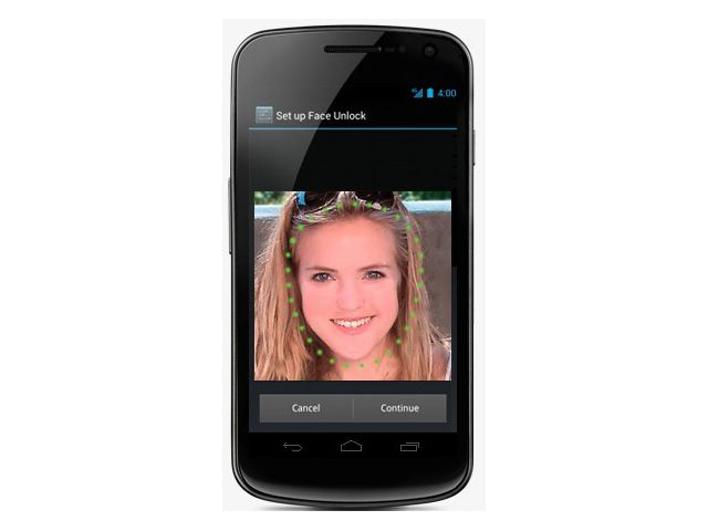 obsah balenia Samsung Galaxy Nexus i9250 + Sygic GPS navigace s mapami Evropy a doživotní aktualizací
