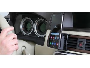 Brodit držiak do auta na Samsung Galaxy S22, v puzdre, nastaviteľný, bez nabíjania