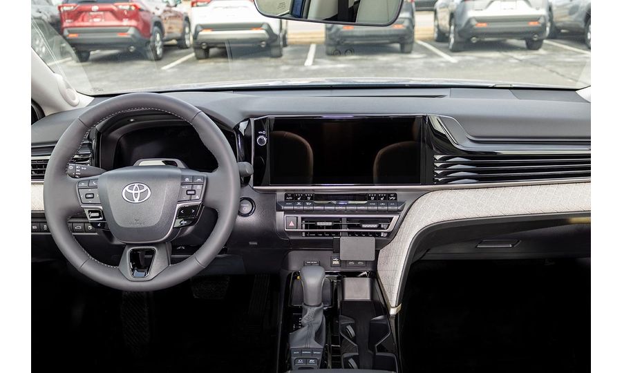 Montážny držiak Brodit ProClip pre Toyotu Camry 25-26, stred sprava nadol