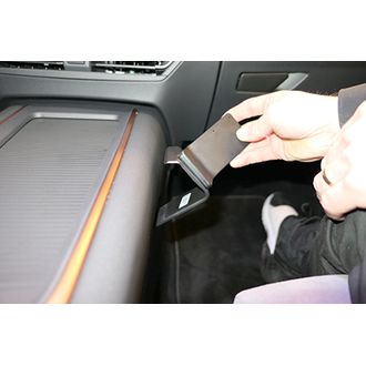 Brodit Montážny držiak ProClip pre Seat Born/Cupra Born 22-24, na stred
