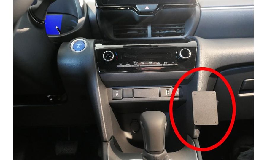Brodit Montážny držiak ProClip pre Toyotu Yaris Cross 22-24, na stred