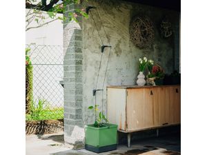 Samozavlažovací kvetináč Gusta Garden CURT CUCUMBER antracitový