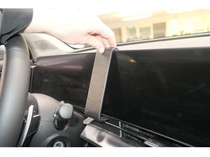 Brodit Montážny držiak ProClip pre Kia Sportage 22-24, na stred