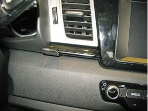 Brodit ProClip montážna konzola pre Kia Niro 17-19, na stred