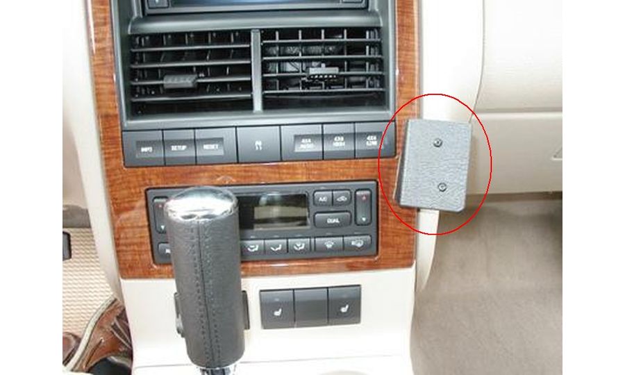 Brodit ProClip montážna konzola pre Ford Explorer 06-10/Explorer Sport Track 07-10, na stred vpravo